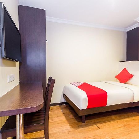 Oyo 431 Hotel De Grand Orchard Куала Лумпур Екстериор снимка