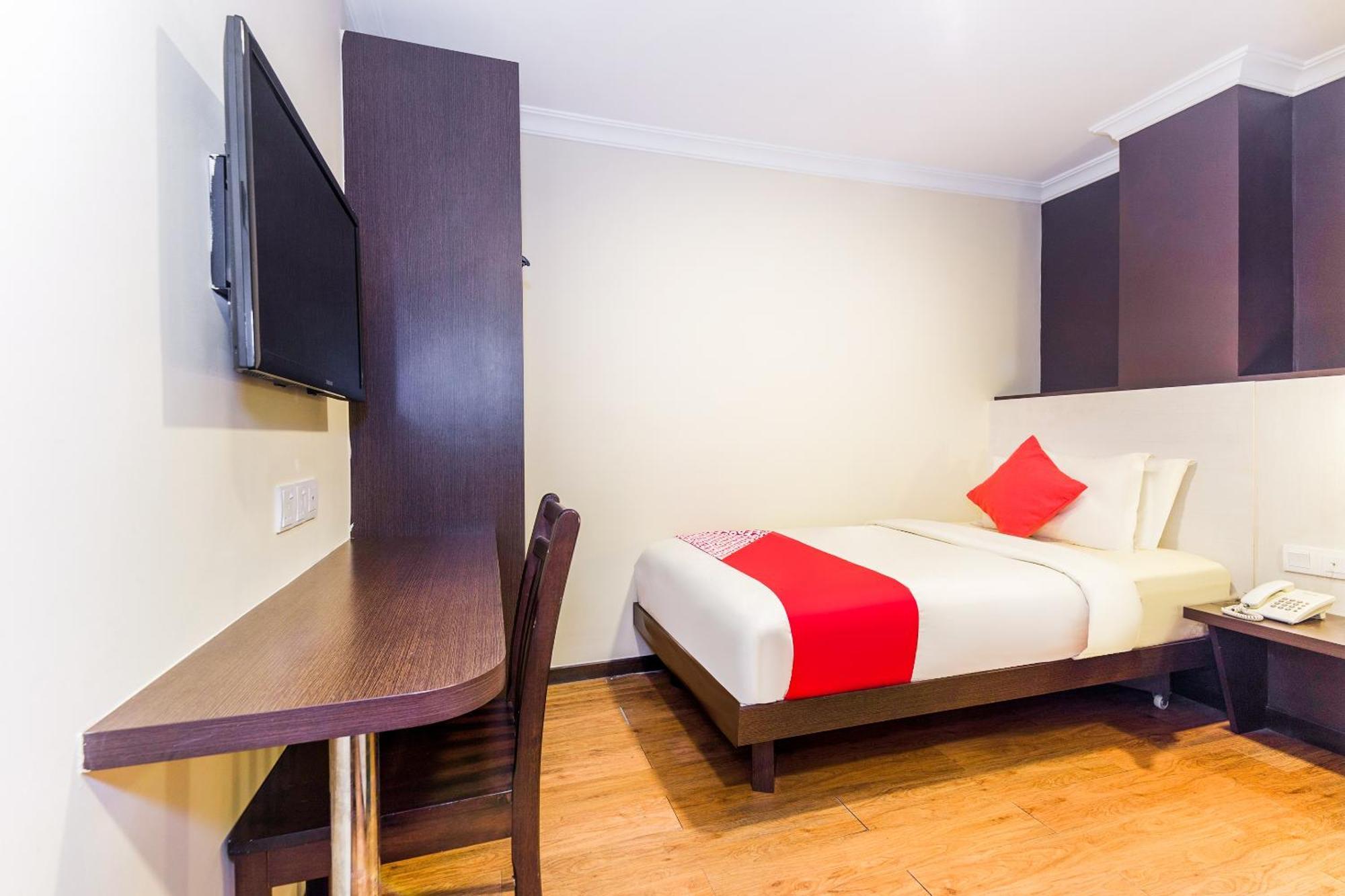 Oyo 431 Hotel De Grand Orchard Куала Лумпур Екстериор снимка