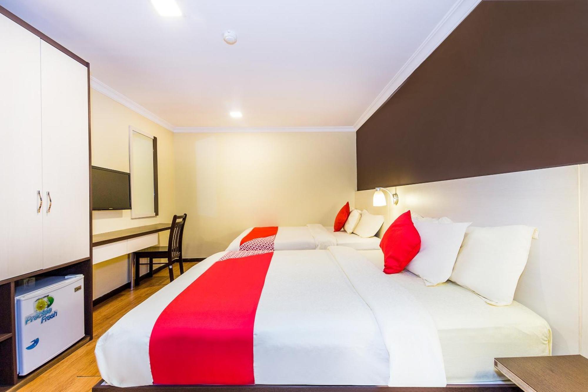 Oyo 431 Hotel De Grand Orchard Куала Лумпур Екстериор снимка